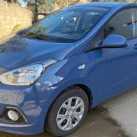 Hyundai i10 1.0 benzina neopatentato