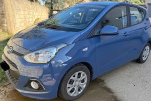 Hyundai i10 1.0 benzina neopatentato