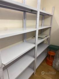 Scaffali  in metallo