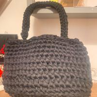 Borsa ricamata