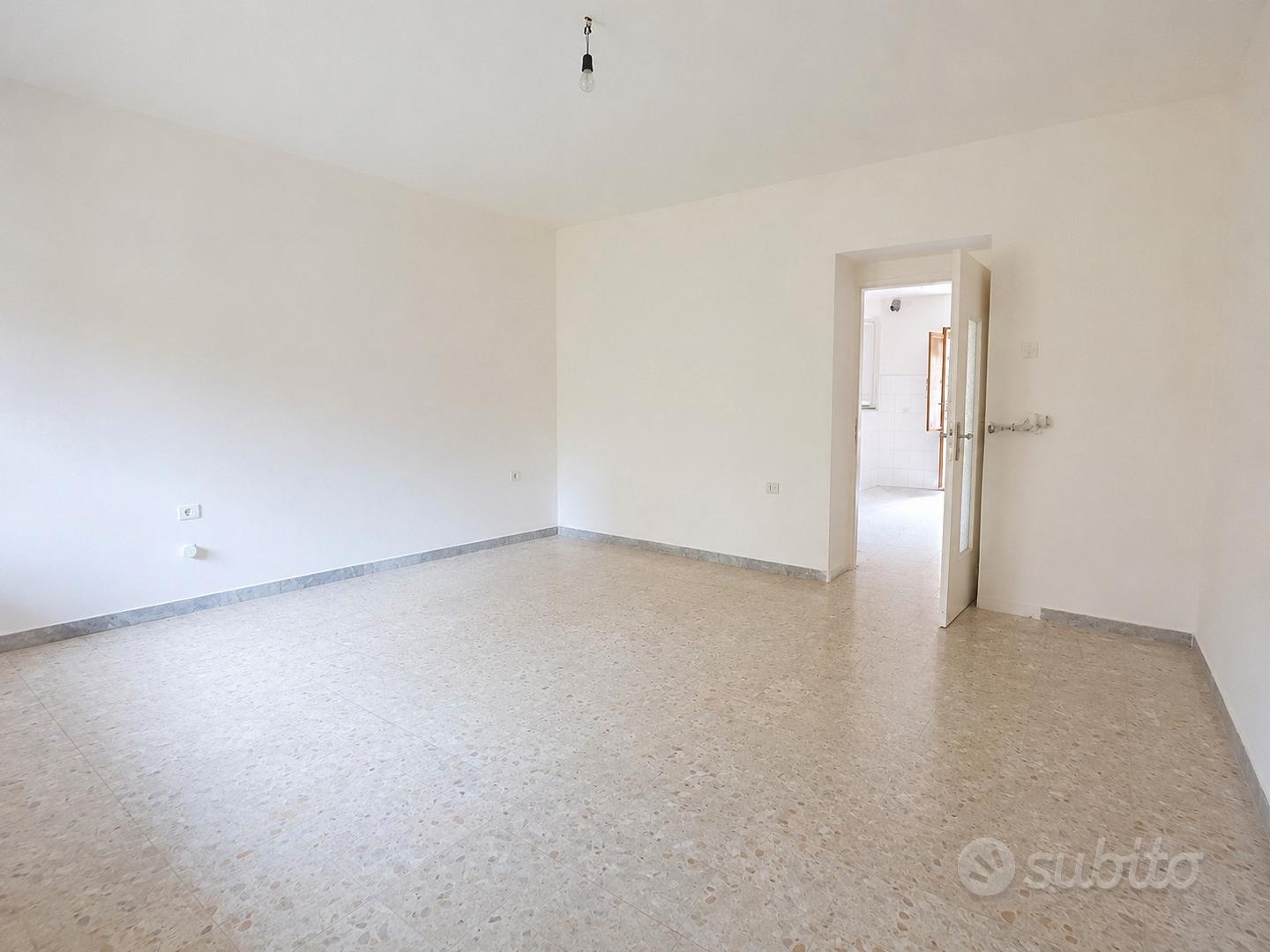 Via Tora | Piano terra con ingresso indipendente - Altro