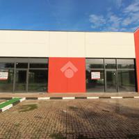 NEGOZIO A CARPIANO