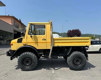 Mercedes-benz Unimog 1200