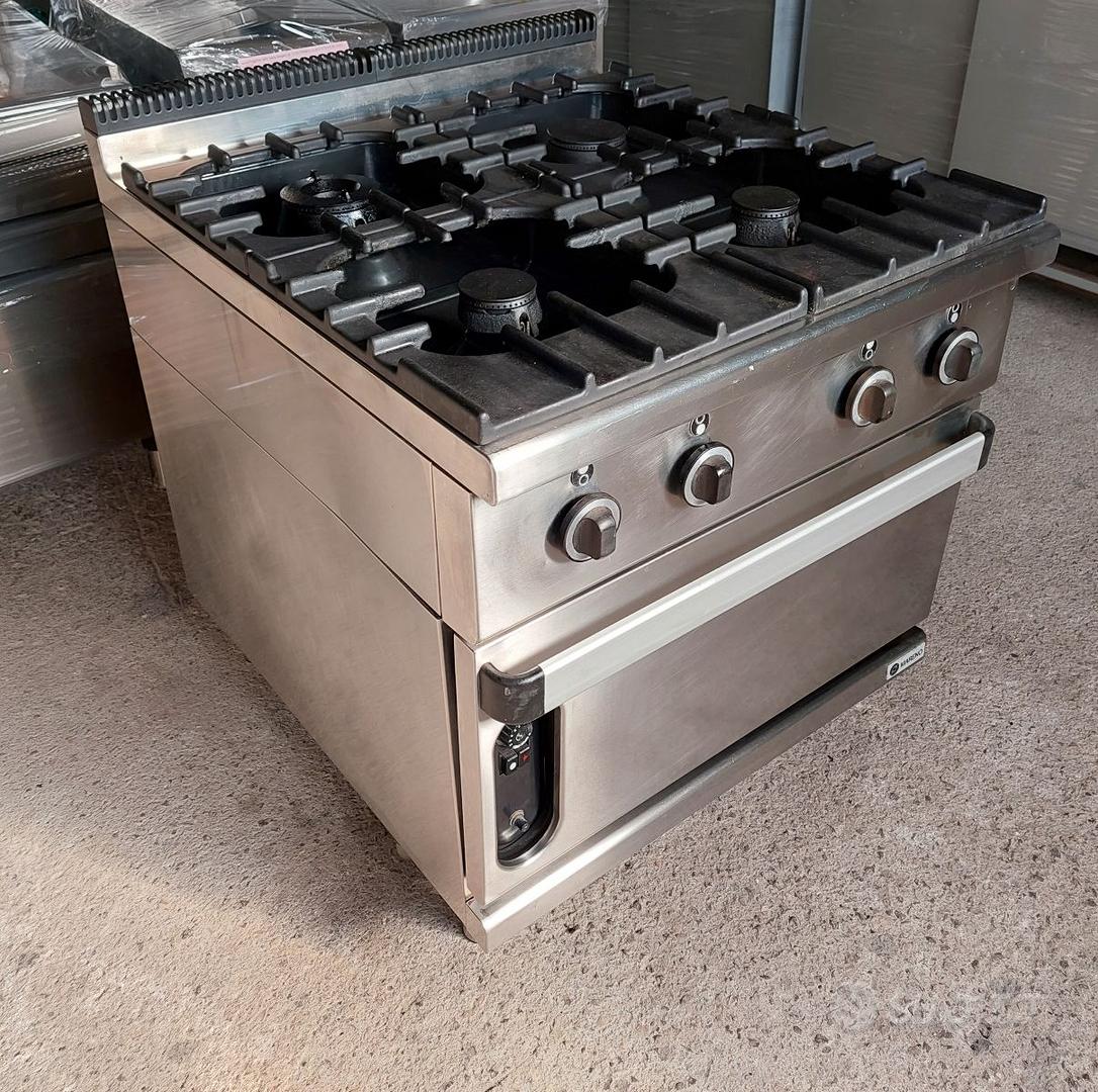 Cucina Gas 4 Fuochi + Forno (OFFCAR) - Arredamento e Casalinghi In vendita  a Lecce