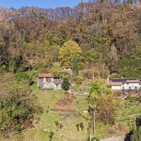 CASA DI TESTA CON VISTA MOZZAFIATO SULLA VALLAT...