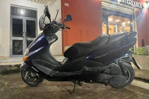 Yamaha majesty 125