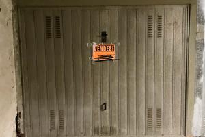 Garage pieno centro attias