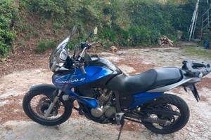 Honda Transalp 700
