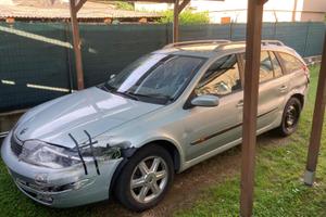 Renault Laguna II Grantour Incidentata- Marciante