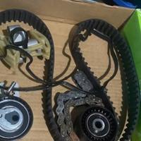 Nuovi per auto Citroen Picasso e Peugeot: