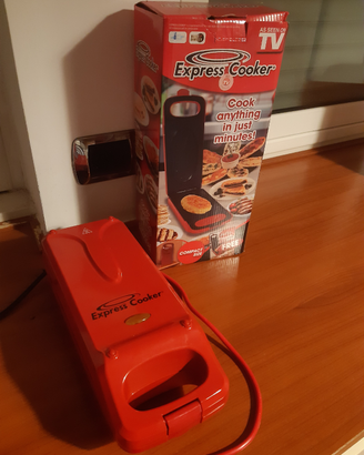 Piastra elettrica antiaderente da cucina