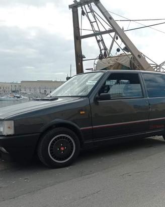 fiat uno turbo i. e. 