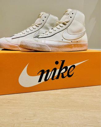 Nike Blazer Mid '77 WMNS