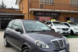 Lancia Ypsilon 1.2 69 CV Platinum