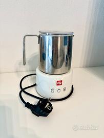 Montalatte capuccino elettrico Illy