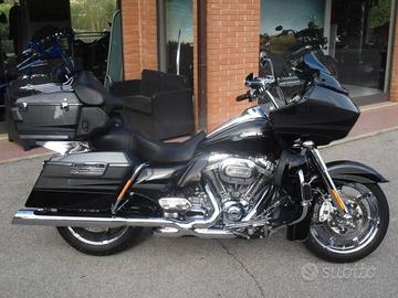 Harley-Davidson Road Glide C.V.O. - 2011