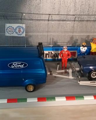 ford transit 1\18 pezzo unico