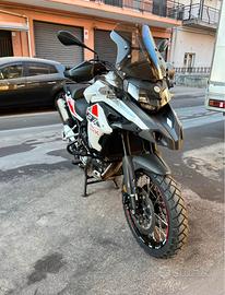 Benelli trk 502x