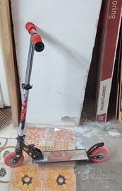 Monopattino spiderman 