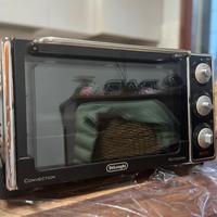 Forno elettrico ventilato De’Longhi con girarrosto