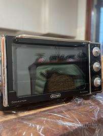 Forno elettrico ventilato De’Longhi con girarrosto