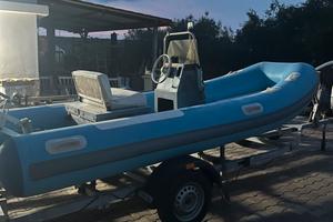 Gommone 4 m + carrello + motore 30 hp