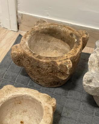 Antico Mortaio in Pietra scolpito a mano - 19cm