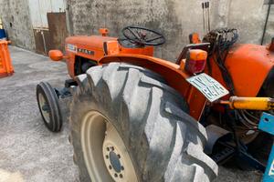 Trattore fiat 415