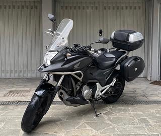 Honda NC700X ABS (2012) accessoriata