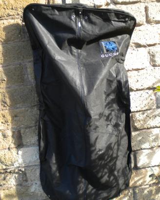 Porta abiti Gucci da collezione in tessuto nero