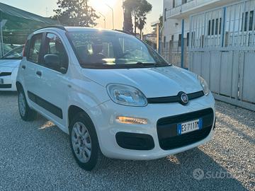 Fiat Panda 0.9 TwinAir Turbo Natural Power Lounge 