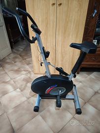 Cyclette Strong Way con LCD cardiofrequenzimetro 