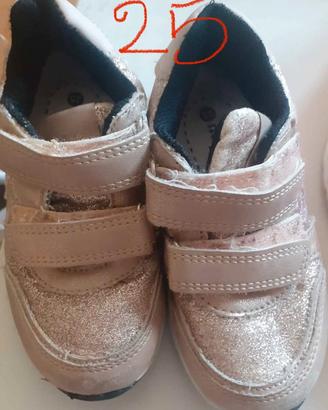 scarpe varie marche e vari numeri