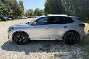 Tiguan 2.0 TDI 150 CV R Line harman gancio