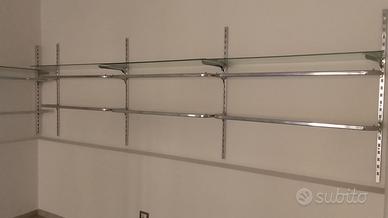 Arredamento negozio di abbigliamento