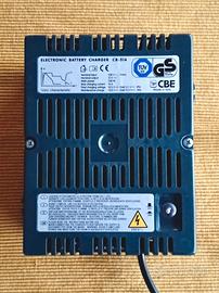 CARICABATTERIE CAMPER VAN CBE CB516

