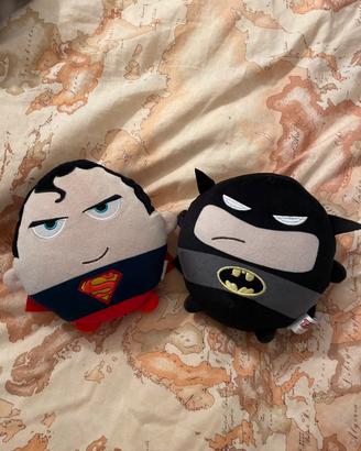 Peluches Batman e Superman
