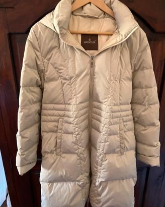 Moncler – Piumino lungo donna