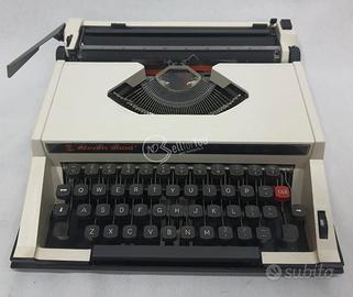 Macchina da scrivere portatile vintage Rover 3000