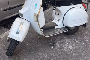 Vespa px 125 millenium