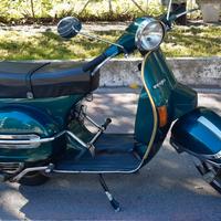 Piaggio Vespa 125 PX Arcobaleno 1984