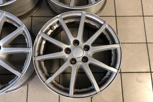 Cerchi in lega 17 originali evoque discovery sport