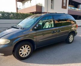 Chrysler Voyager 2.5 CRD cat SE 7 posti in pronta 