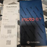 telefono imballato Motorola moto E