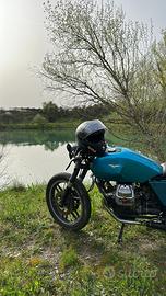 Motoguzzi Imola v35 cafe racer