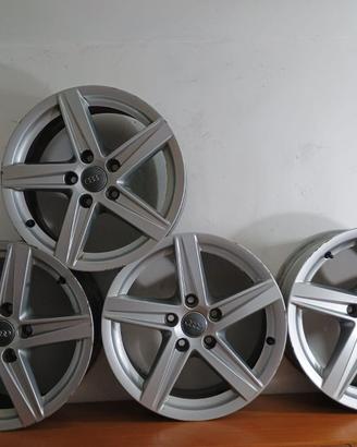 Cerchi in lega 16" x Audi A3