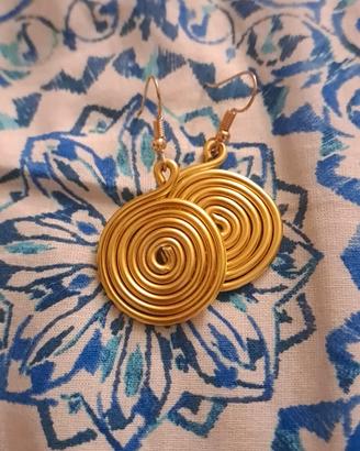 orecchini a spirale