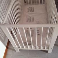 Lettino Ikea mai usato
