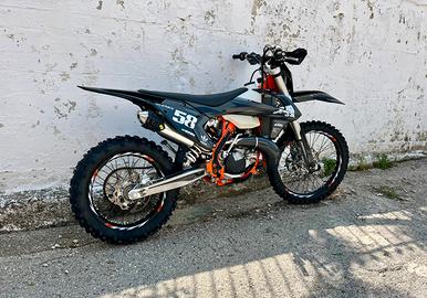 Ktm Exc 250 COME NUOVA 80 ore totali