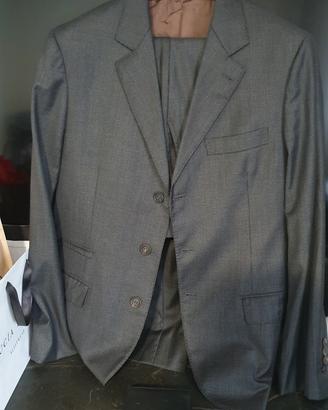 Elegante abito Brunello Cucinelli